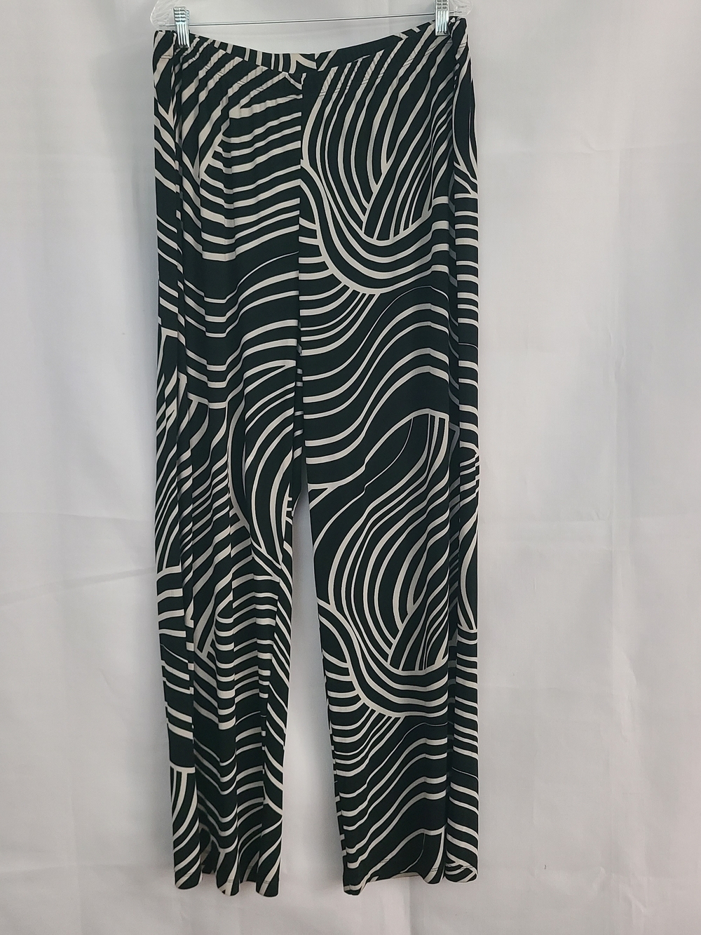 Travelers by Chico's Sz 4T (XXL/20-22) Black White Slinky Wide Leg Pull On Pant